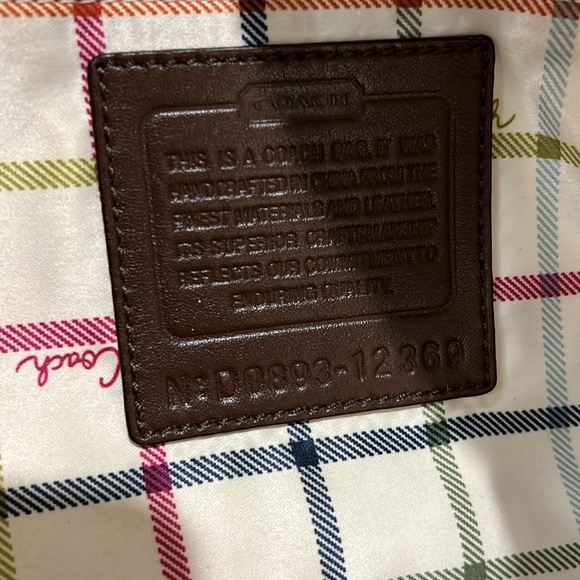 Coach shoulder purse - Picture 10 of 13